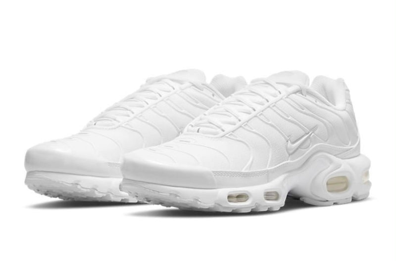 NIKE AIR MAX TN “TRIPLE WHITE”