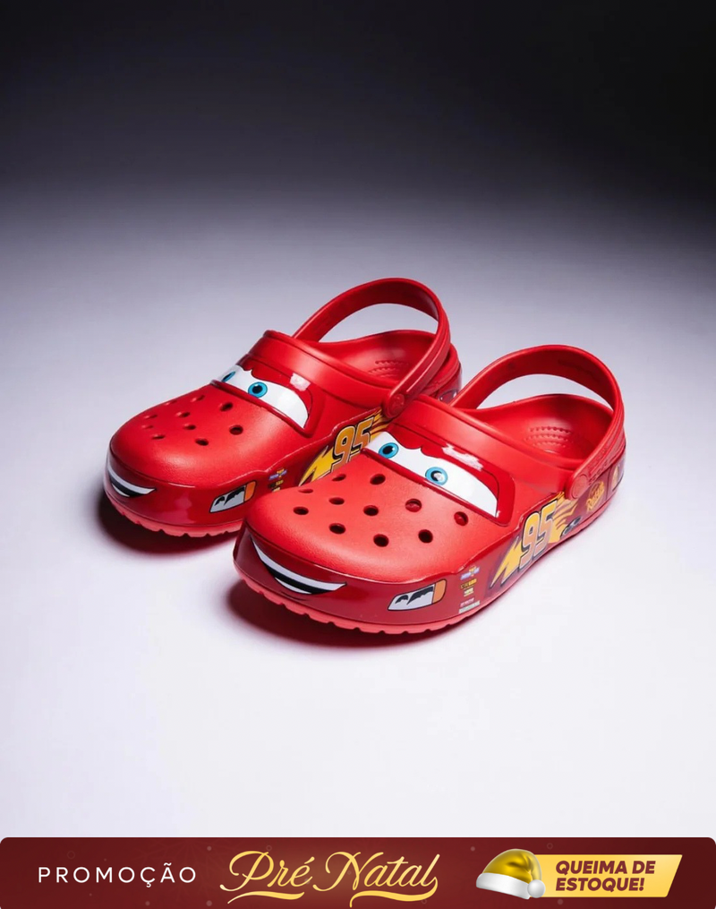 Crocs McQueen +5 Jibbitz Grátis (Últimos pares)