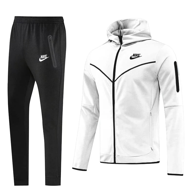 Conjunto Tech Fleece Nike