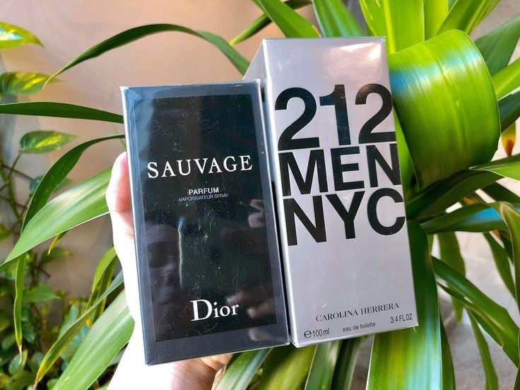 Combo 2 Perfumes Masculinos - Sauvage Dior e 212 Vip Men NYC (100ml) - Loja Santa Cruz