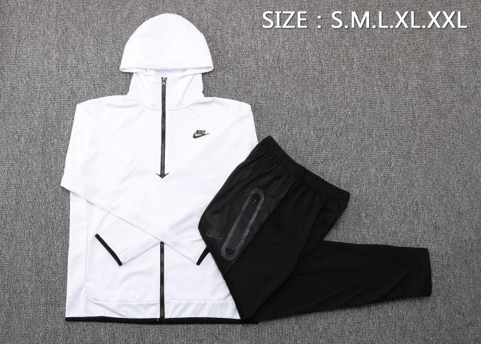 Conjunto Tech Fleece Nike