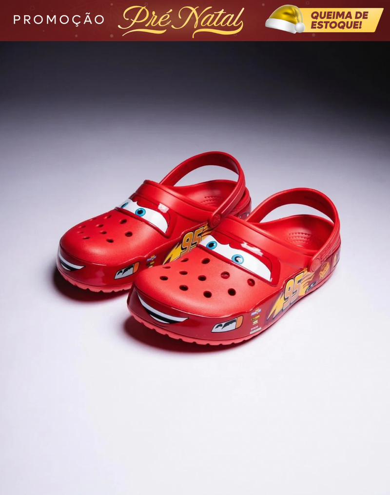 Crocs McQueen +5 Jibbitz Grátis (Últimos pares)