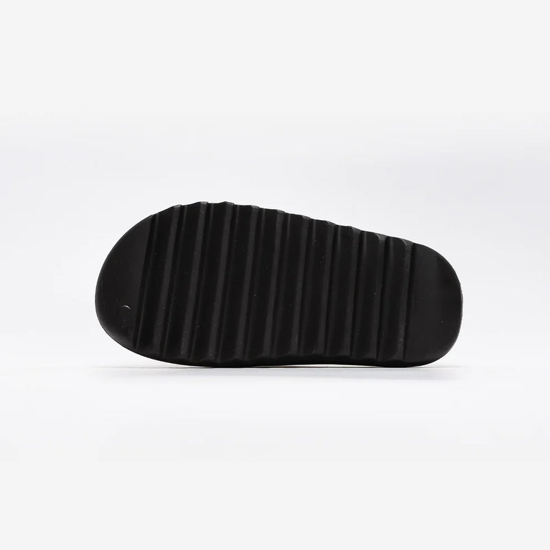 CHINELO ADIDAS YEEZY SLIDE "ONYX" - Santa Cruz